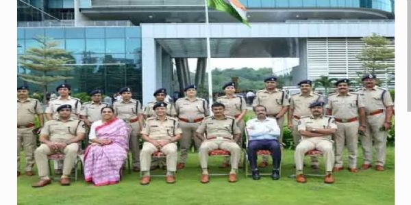 తగ్గిన క్రైం రేటు...సిటీ పోలీసీంగ క్కు నిదర్శనం. సీవీ ఆనంద్