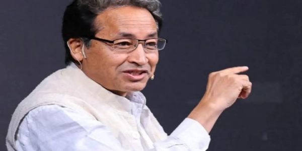నా భర్తకు పాకిస్తాన్‌తో సంబంధం లేదు..,హింసకు