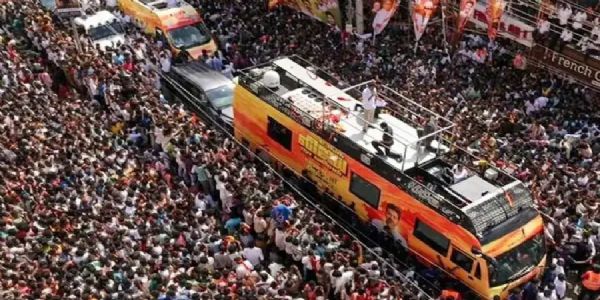 కరూర్‌ తొక్కిసలాటపై ఫేక్‌ న్యూస్‌.. యూట్యూబర్‌ అరెస్ట్‌
