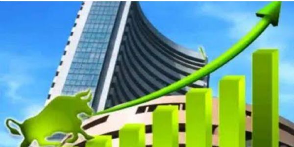 GST శ్లాబుల మార్పుతో స్టాక్ మార్కెట్లలో జోష్.. 380 పాయింట్ల లాభంతో సెన్సెక్స్