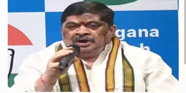 యూరియా కొరత.. బీఆర్ఎస్, బీజేపీ కుట్ర: పొన్నం ప్రభాకర్