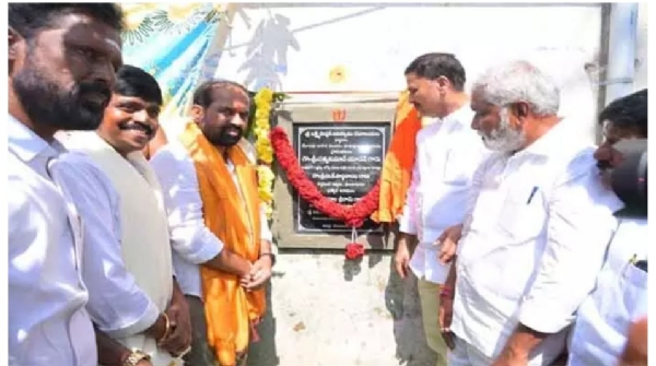 we-must-move-forward-on-the-path-of-development-through-mutual-coopera