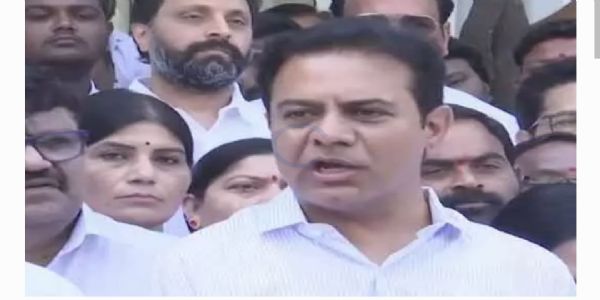 సీఎం తుగ్లక్ నిర్ణయాలు తీసుకుంటుండు.. మాజీ మంత్రి కేటీఆర్