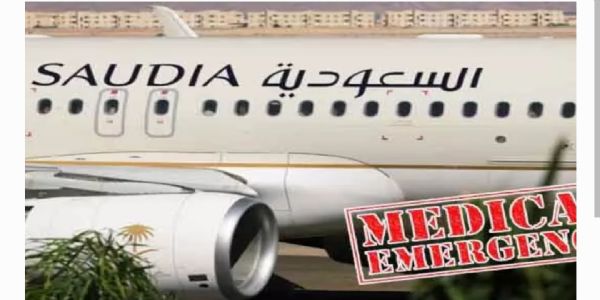 ఫ్లైట్లో సిబ్బందికి తీవ్ర అస్వస్థత.. శంషాబాద్ ఎయిర్పోర్టులో ఎమర్జెన్సీ ల్యాండింగ్