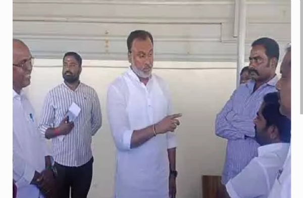 ఎమ్మెల్యే కోమటిరెడ్డి