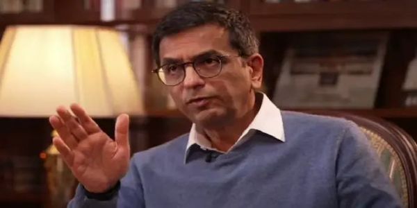 అవినీతికి చట్టబద్ధత కల్పించే చర్యగా మారుతుందనే ఎన్నికల బాండ్ల పథకం రద్దు