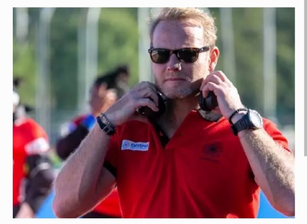 హెడ్ కోచ్