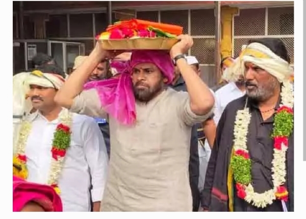 పవన్ కళ్యాణ్ పవన్ కళ్యాణ్