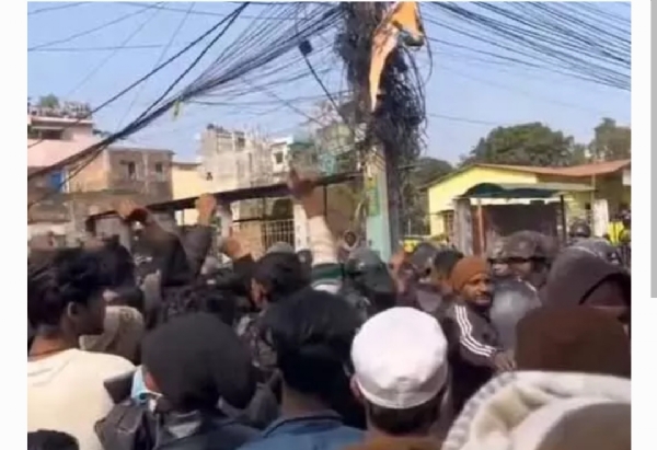 నేపాల్లో ఆందోళనలు