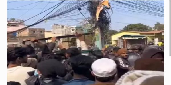 నేపాల్లో ఆందోళనలు తీవ్రం.. భారత్ సరిహద్దు మూసివేత