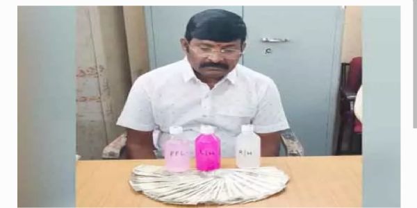 మరోసారి పంజా విసిరిన ఏసీబీ.. రెడ్యోండెడ్గా దొరికిన నలుగురు అధికారులు