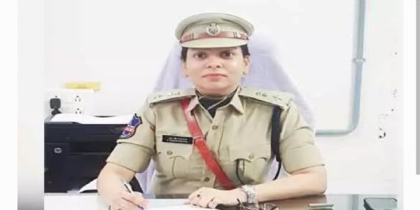 సెలవుల్లో ఇళ్ల భద్రత పై అప్రమత్తంగా ఉండాలి.. పోలీస్ కమిషనర్