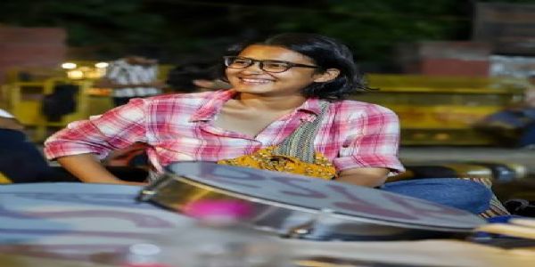 నేహా బోరా విడుదల...కోర్టు విచారణను ఎదుర్కోనున్న అభిజీత్ దీప్కే