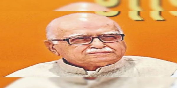 బీజేపీ సీనియర్ నేత ఎల్ కే అద్వానీకి అస్వస్థత..ఢిల్లీలోని ఇంద్రప్రస్థ అపోలో ఆసుపత్రిలో చేరిక