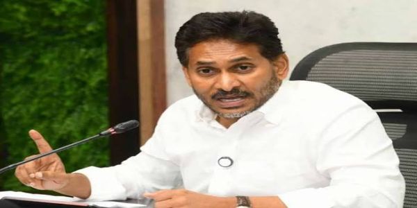 మున్సిపల్ ఎన్నికల్లో కేంద్ర బలగాలు కావాలి: గవర్నర్ను కోరిన జగన్
