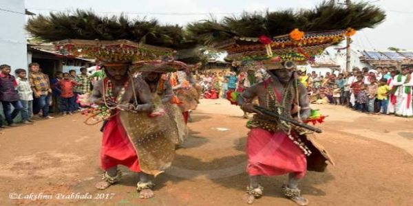 ఘనంగా ఆసిఫాబాద్ ఏజెన్సీలో దండారీ ఉత్సవాల ఆరంభం