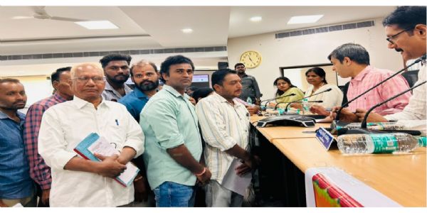 యాదగిరిగుట్ట మున్సిపాలిటీలో అవినీతి.. కలెక్టర్కు ఫిర్యాదు