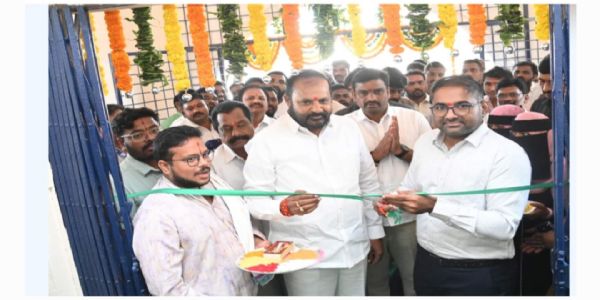 మార్కెట్ అవసరాలకు అనుగుణంగా యువతకు నైపుణ్య శిక్షణ.. ప్రభుత్వ విప్