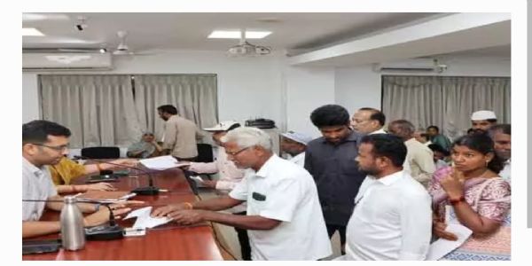 ప్రజావాణి అర్జీలను తక్షణమే పరిష్కరించాలి: జిల్లా కలెక్టర్ ప్రతీక్ జైన్