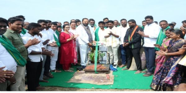 దళారుల మాటలను నమ్మి రైతులు మోసపోవద్దు.. ఎమ్మెల్యే విజయ రమణారావు