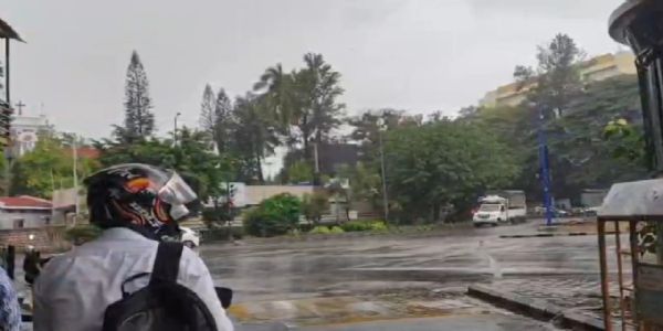 తీరం వైపు దూసుకొస్తున్న ‘అర్నబ్’