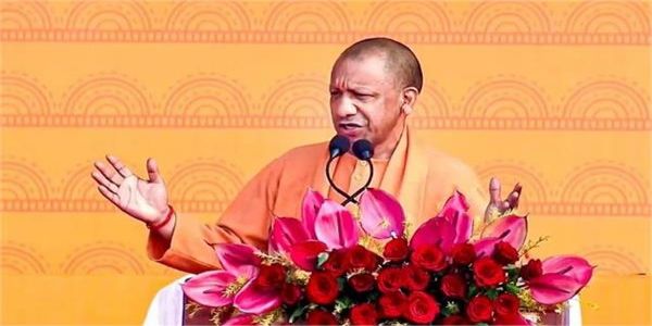 యూపీలో ఓటర్ల జాబితా లొసుగులపై సీఎం యోగి ఆదిత్యనాథ్ ఆందోళన: బూత్ స్థాయిలో నమోదుకు పిలుపు