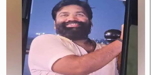 క్యాష్ తో వ్యాన్ డ్రైవర్ పరారీ.. రూ.57 లక్షలకు టోకరా