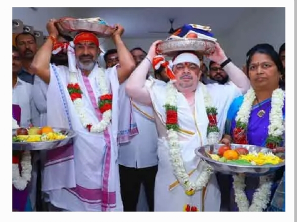 పొన్నం ప్రభాకర్ పొన్నం ప్రభాకర్