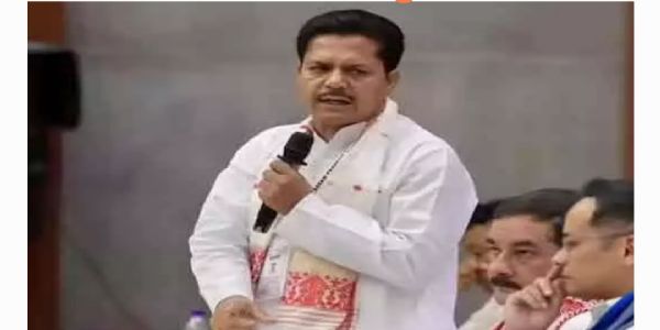 అస్సాం కాంగ్రెస్కు కోలుకోలేని దెబ్బ.. ఎన్నికల వేళ మాజీ పీసీసీ చీఫ్ భూపేన్ బోరా రాజీనామా!