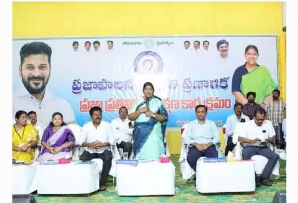 మంత్రి సీతక్క