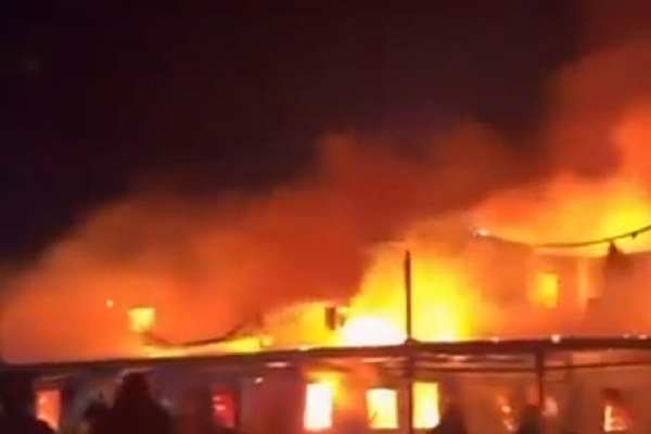 kabul-hospital-targeted-in-pakistan-airstrike-hundreds-dead