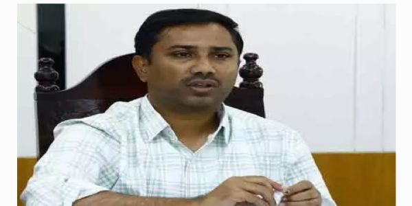 జిల్లాలో గ్యాస్ పెట్రోల్ కొరత లేదు: కలెక్టర్ దివాకర్ టి.ఎస్