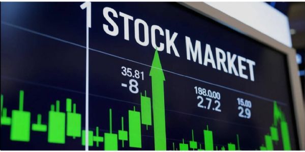 భారీ పతనంలో స్టాక్ మార్కెట్లు.. ఒక్కరోజే రూ.4 లక్షల కోట్ల సంపద ఆవిరి