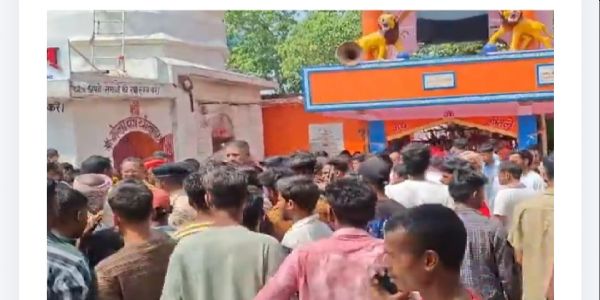 బీహార్లో తీవ్ర విషాదం.. శీతల మాత ఆలయంలో తొక్కిసలాట. 8 మంది మహిళా భక్తులు మృతి