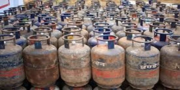 మారిన రూల్స్.. ఇకపై ఇలా గ్యాస్ బుకింగ్ చేయలేరు!