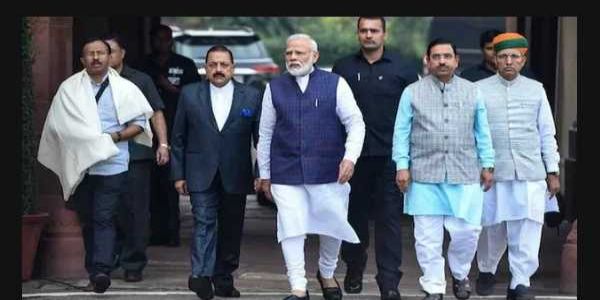 ప్రభుత్వానికి వ్యతిరేకంగా పోస్టులు పెడితే.. కఠిన చర్యలు: కేంద్రం