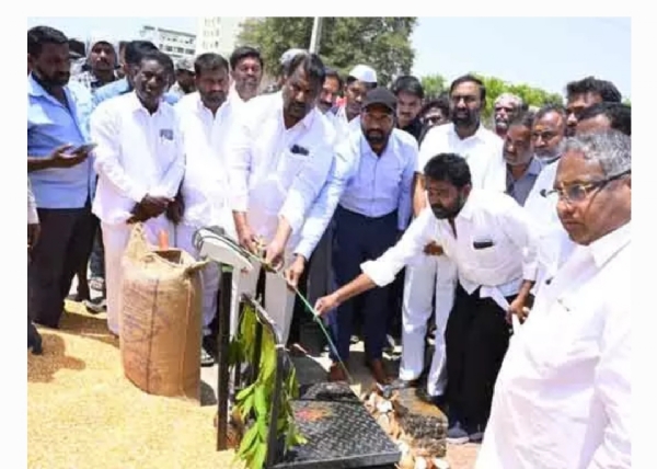 మంత్రి అడ్డలూరి