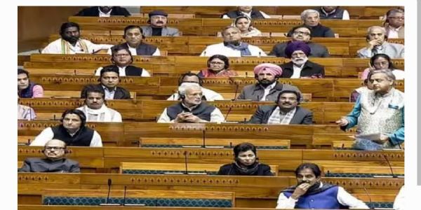 పార్లమెంట్ ప్రత్యేక సమావేశాలు.. కాంగ్రెస్ ఎంపీలకు ‘విప్' జారీ