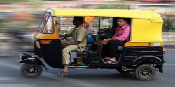 మహారాష్ట్రలో ఆటో, ట్యాక్సీడ్రైవర్లకు మరాఠీ రావాల్సిందే.. లేకపోతే లైసెన్స్ కట్!