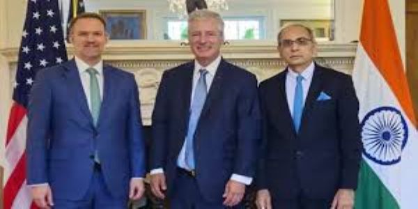 కీలక వాణిజ్య చర్చలకు ముందు, అమెరికా ప్రతినిధితో భారత రాయబారి భేటీ