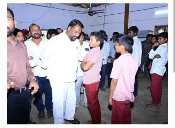 మంత్రి అడ్డూరి