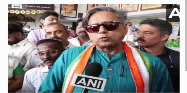 మహిళా రిజర్వేషన్ బిల్లు పై స్పందించిన శశిధరూర్