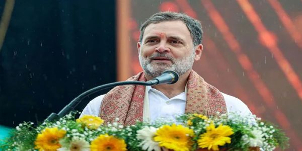 రాహుల్ గాంధీకి ఊరట.. రాహుల్పై ఎఫ్ఐఆర్ నమోదు చేయాలంటూ దాఖలైన పిటిషన్ కొట్టివేత