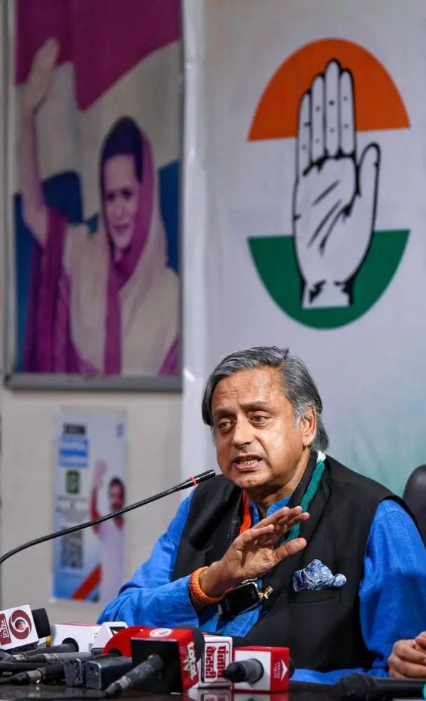 Shashi Tharoor Shashi Tharoor