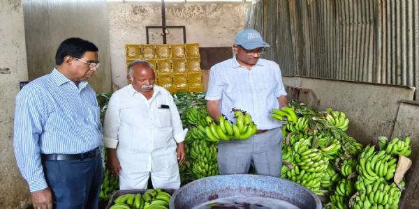 కర్నూలు మండిలో అధికారుల దాడులు!