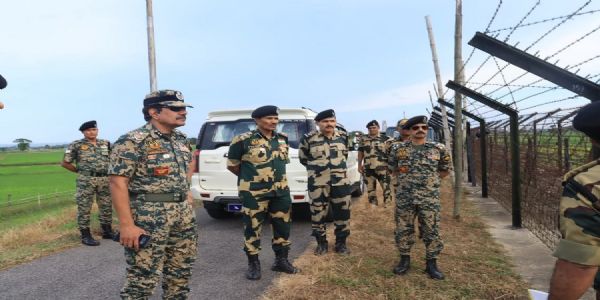 నేపాల్-భారత్ సరిహద్దు వెంబడి ఏపీఎఫ్ డిఐజీ మనీష్ థాపా ఆకస్మిక తనిఖీ