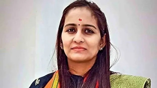 byreddy-shabari-slams-ycp-leaders-rowdyism-allegations-suchi-1