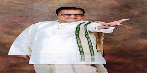 కేంద్ర ప్రభుత్వం ఎన్టీఆర్కు దేశ అత్యున్నత పురస్కారమైన ‘భారతరత్న’ ప్రకటించాలని డిమాండ్