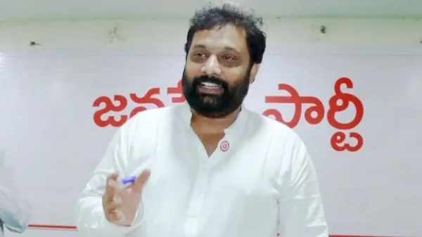 Jana Sena Leader Kiran Royal Slams Prakash Raj in