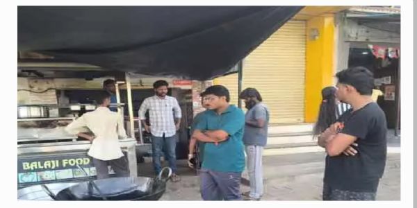 ఆహారంలో నాణ్యత లోపిస్తే చర్యలు.. హోటళ్లను తనిఖీ చేసిన మున్సిపల్ కమిషనర్